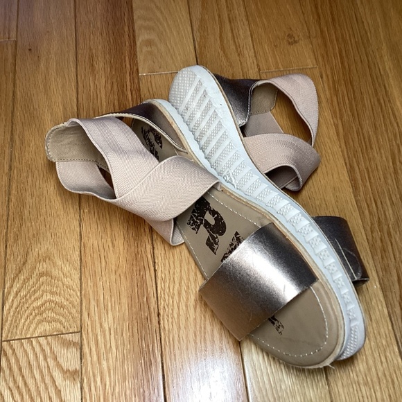 Sorel Ella Leather Sandals Warm Gold Size 6 - Picture 7 of 8